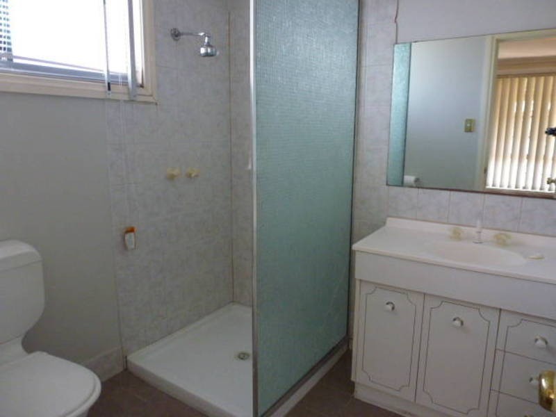 22 York St, Boulder WA 6432