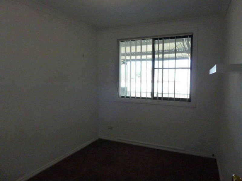 22 York St, Boulder WA 6432