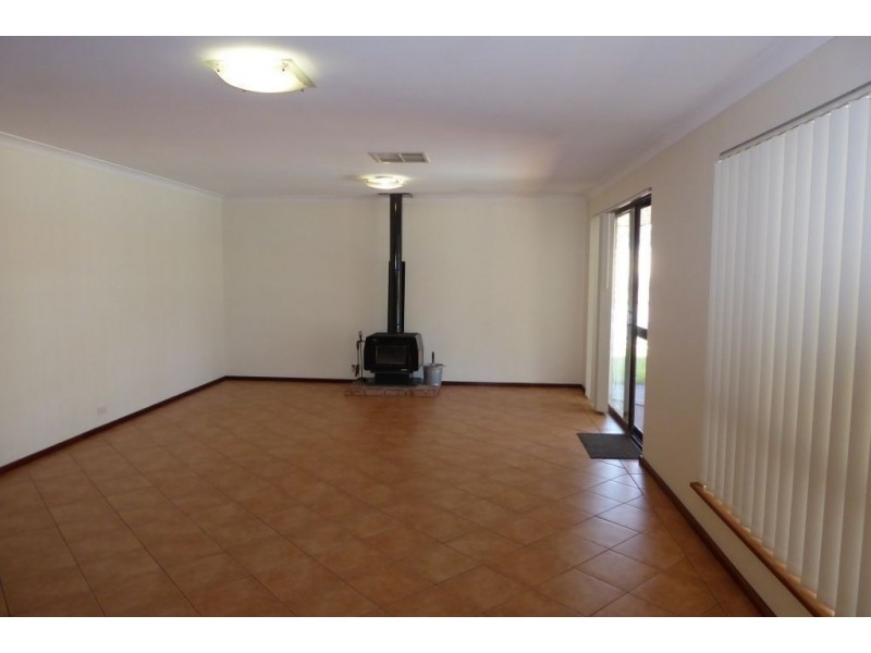 131 Graeme Street, Hannans WA 6430