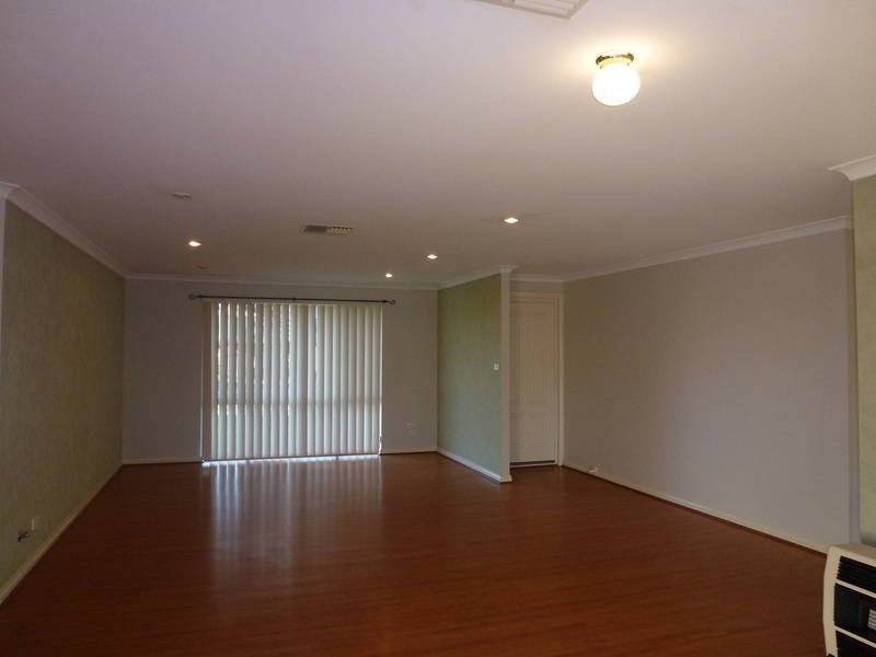 8 Sobota St, Somerville WA 6430