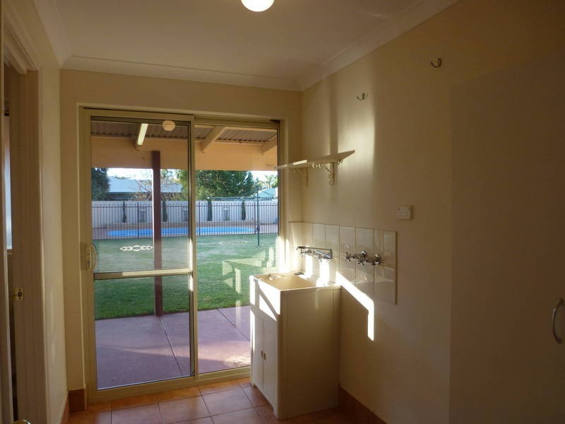 8 Sobota St, Somerville WA 6430