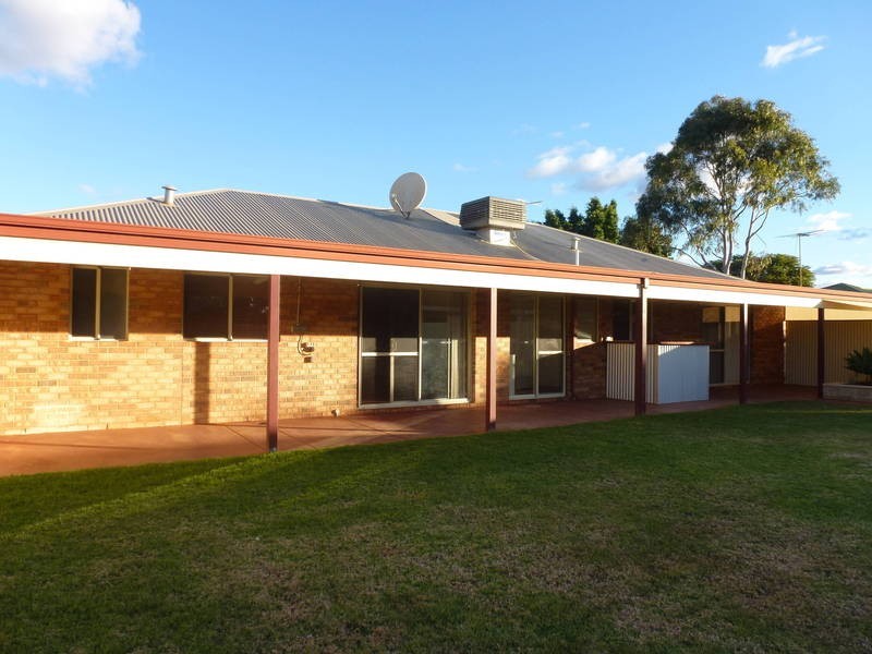 8 Sobota St, Somerville WA 6430