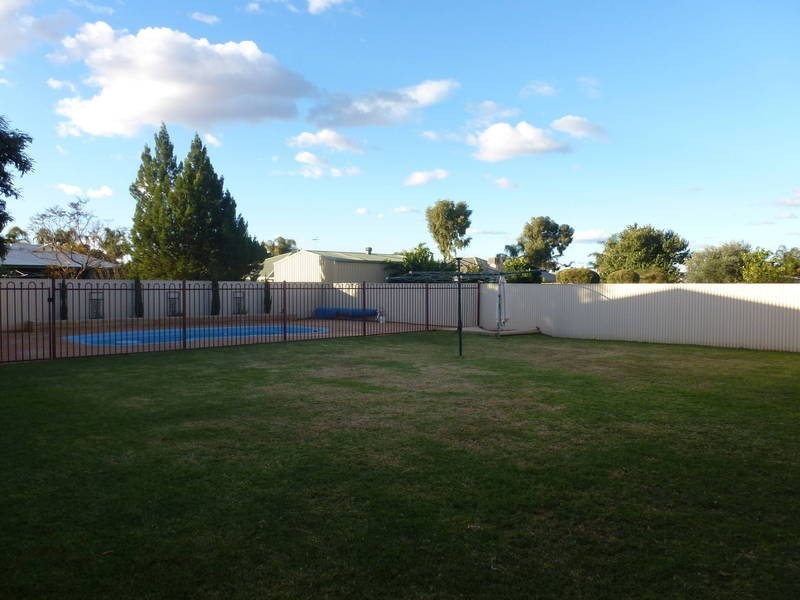 8 Sobota St, Somerville WA 6430