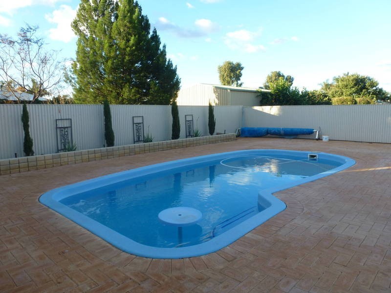 8 Sobota St, Somerville WA 6430