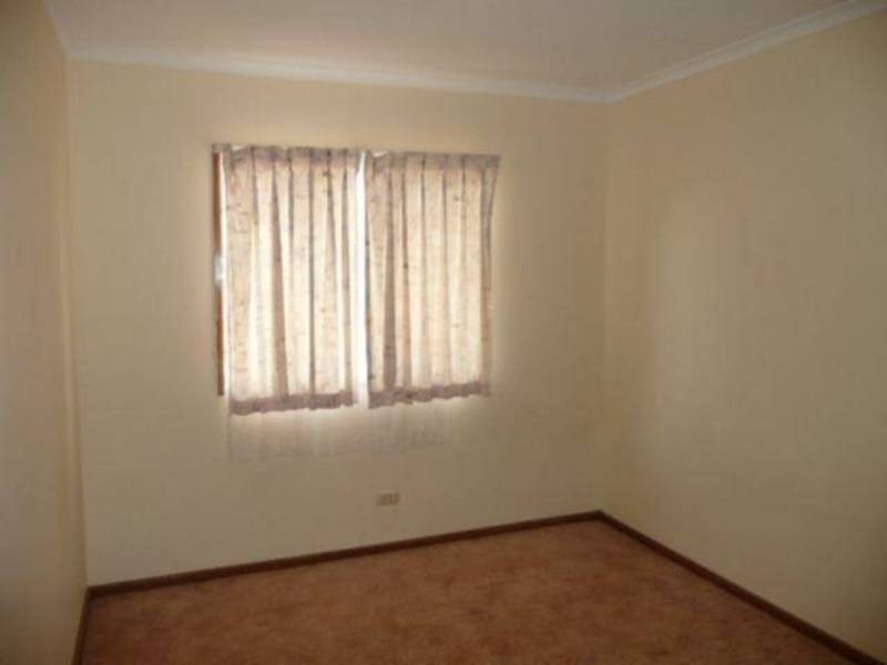 84 Shaw St, Coolgardie WA 6429