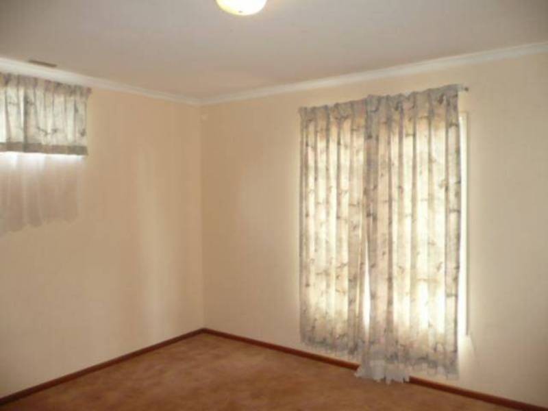 84 Shaw St, Coolgardie WA 6429