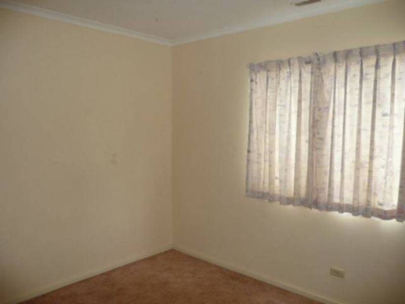 84 Shaw St, Coolgardie WA 6429