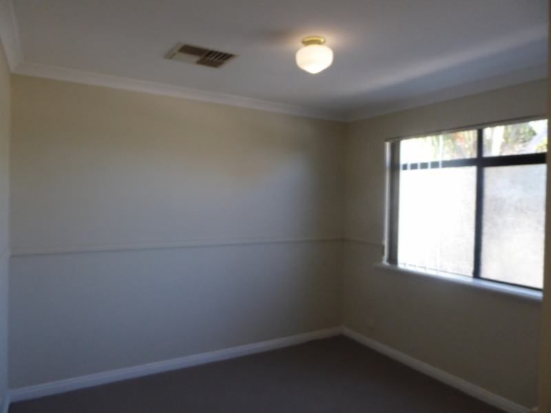 3/126 Piesse Street, Boulder WA 6432