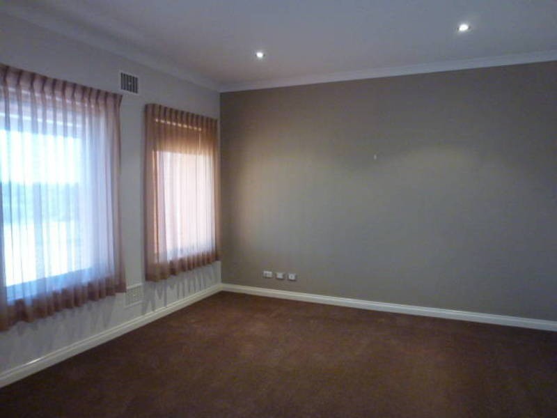 20 Tumbarri Way, Hannans WA 6430