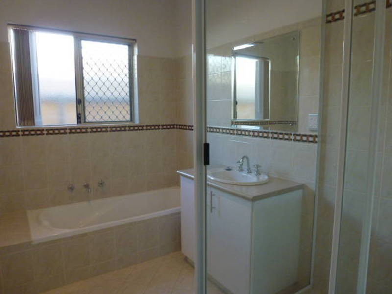 20 Tumbarri Way, Hannans WA 6430