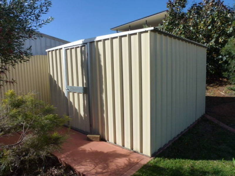 20 Tumbarri Way, Hannans WA 6430