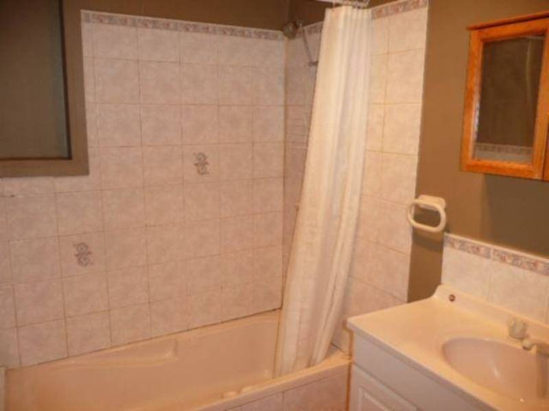 121 Sylvester St, Coolgardie WA 6429