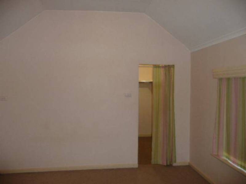 34 Whitlock St, Kalgoorlie WA 6430