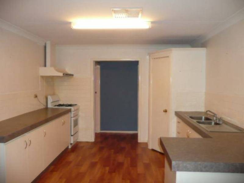 34 Whitlock St, Kalgoorlie WA 6430