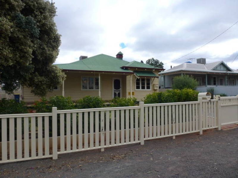 56 Ward St, Lamington WA 6430