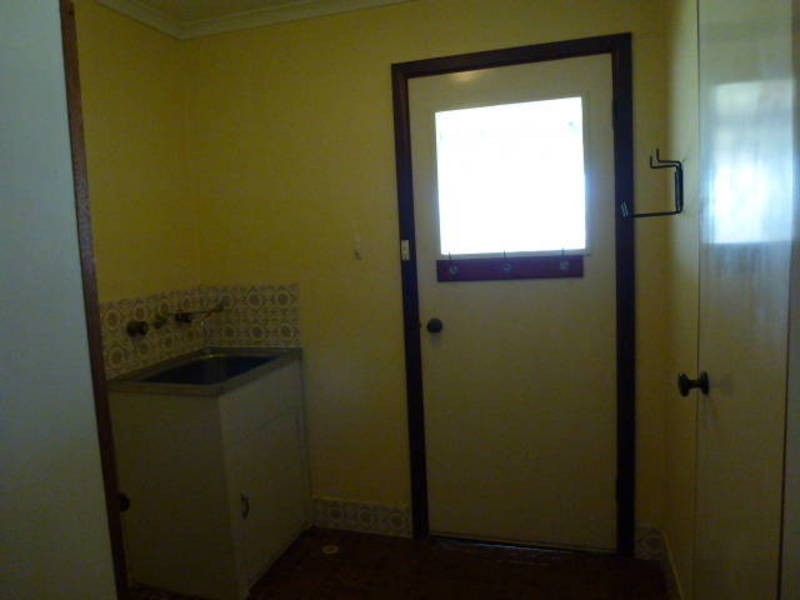 157 Campbell St, West Lamington WA 6430