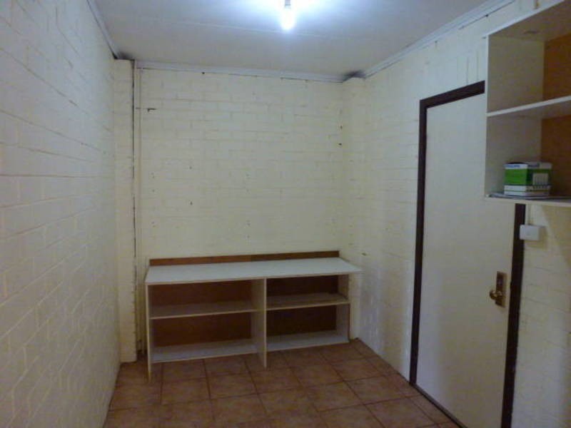157 Campbell St, West Lamington WA 6430