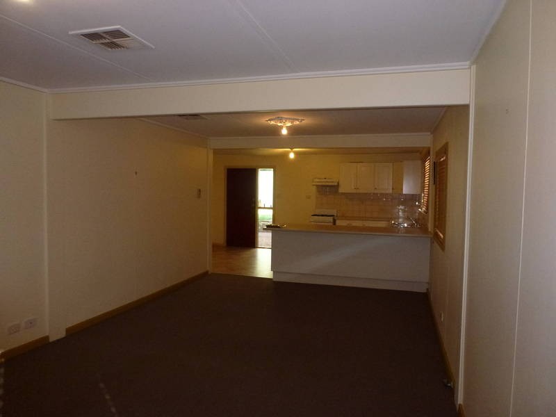 8 Gordon St, Kalgoorlie WA 6430