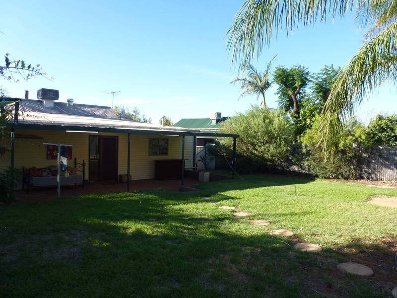 8 Gordon St, Kalgoorlie WA 6430