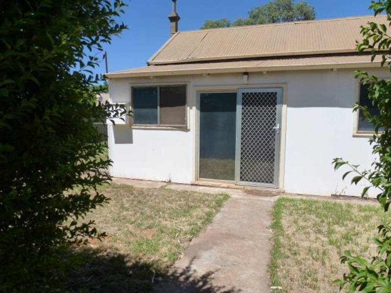 46 President St, South Kalgoorlie WA 6430