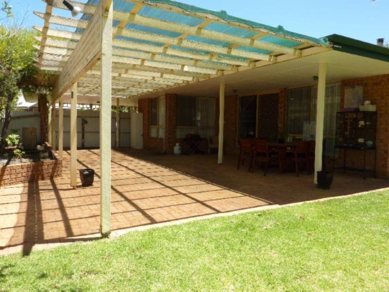 15 Goongarrie Way, Hannans WA 6430