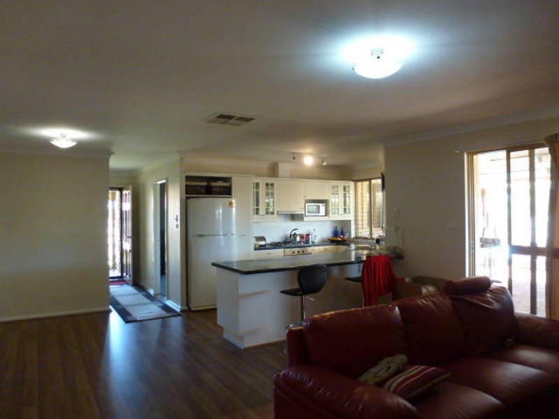 31 Burkett Dr, Hannans WA 6430