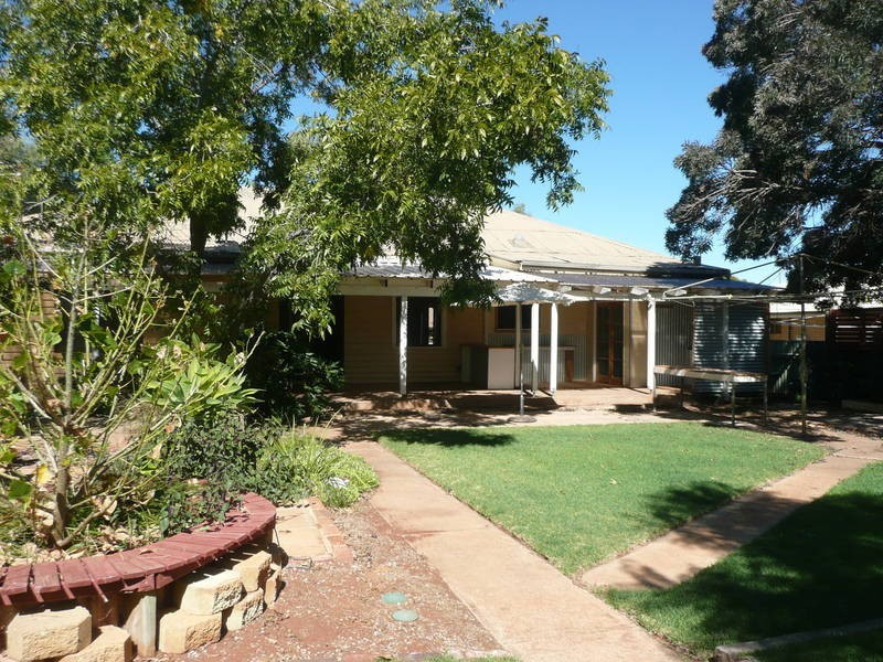 117 Hopkins St, Boulder WA 6432