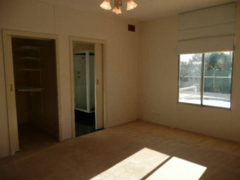 87 Killarney St Lamington, Kalgoorlie WA 6430