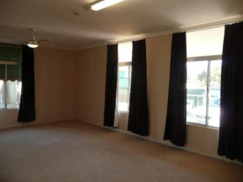 87 Killarney St Lamington, Kalgoorlie WA 6430