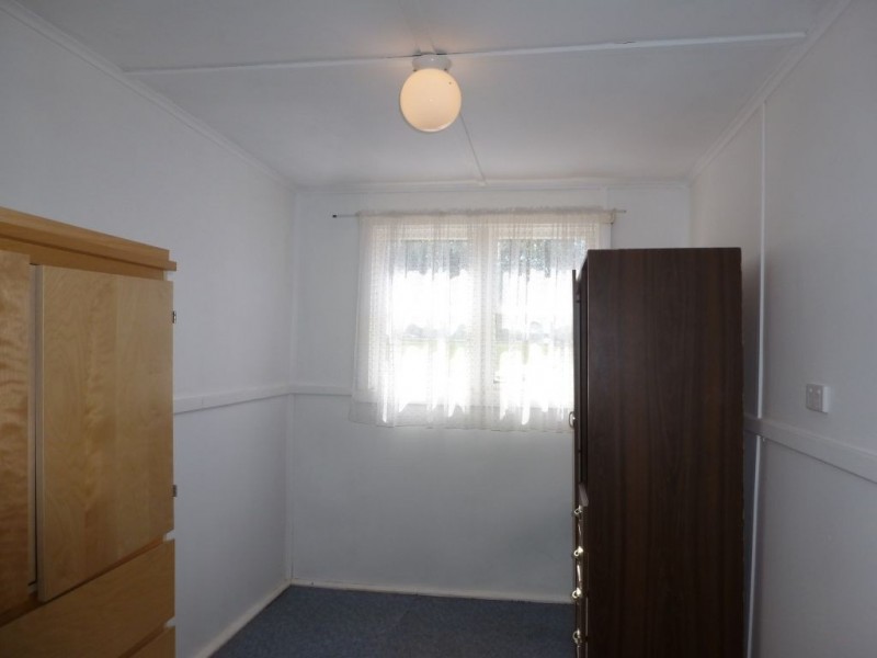 2 Russell Street, Lamington WA 6430