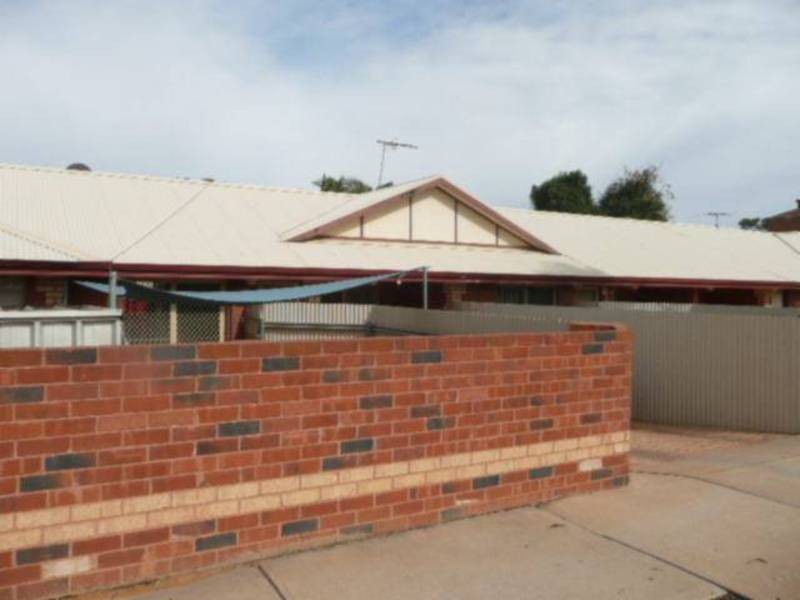 3/2 Cheetham St, Kalgoorlie WA 6430