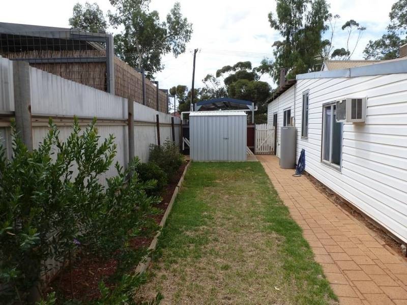 8 Frank St, Kalgoorlie WA 6430