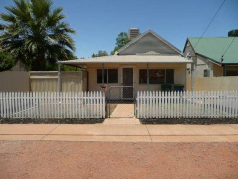 56 Davis St, Boulder, Kalgoorlie WA 6430