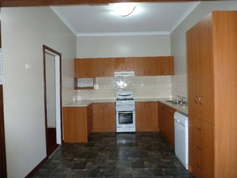 28 Harvey St, Kalgoorlie WA 6430