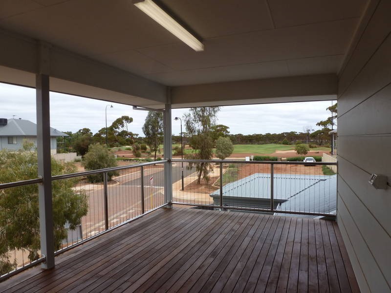 2/9 Kuwarra Lane, Karlkula, Kalgoorlie WA 6430