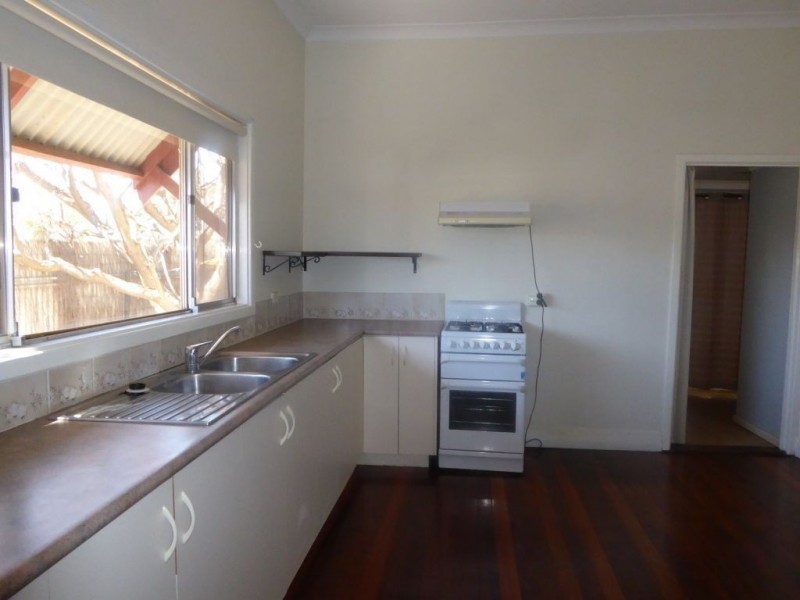 7 Hare Street, Lamington WA 6430