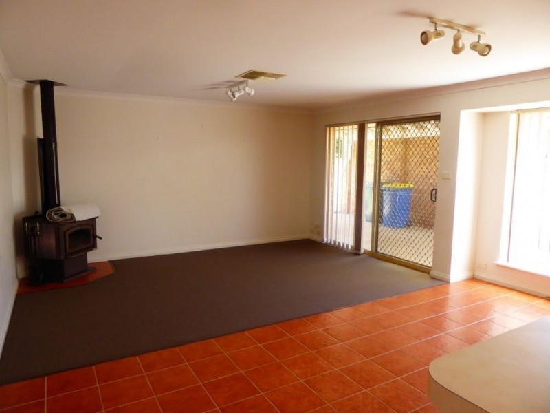 13B Paddington Drive, Hannans WA 6430