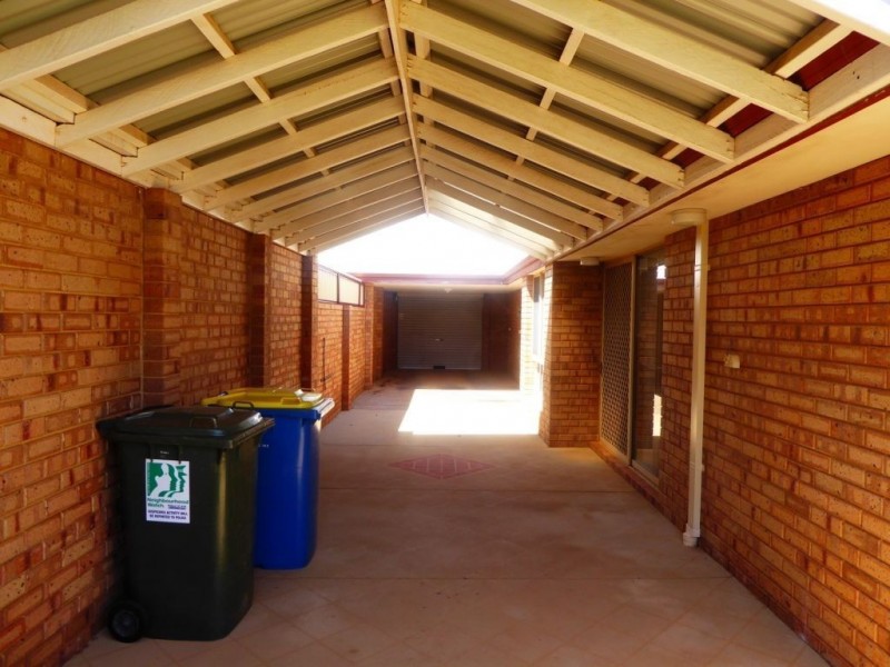 13B Paddington Drive, Hannans WA 6430