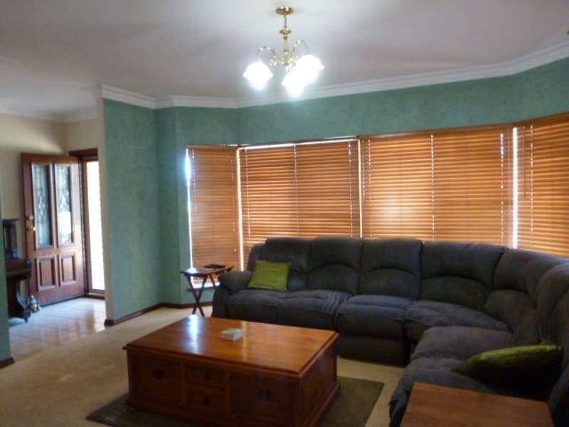 18 Wyllie Way, Hannans WA 6430