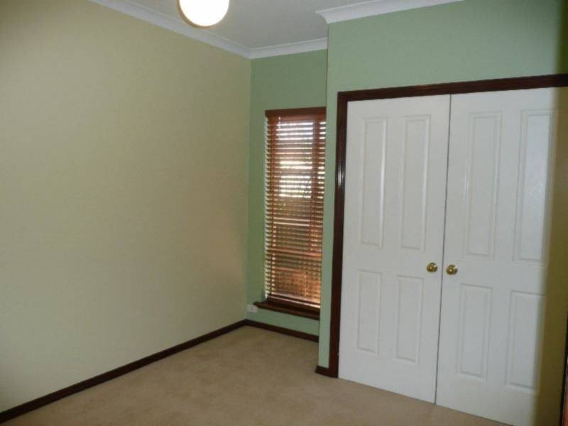 18 Wyllie Way, Hannans WA 6430