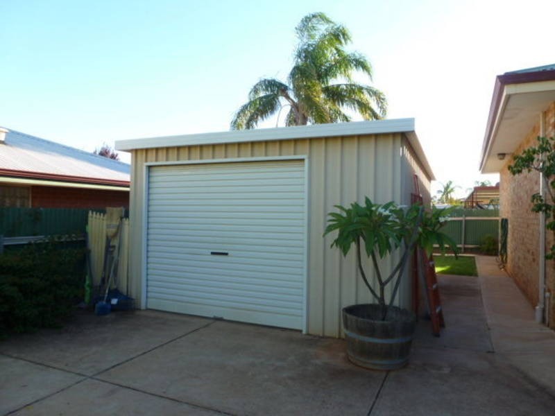 18 Wyllie Way, Hannans WA 6430
