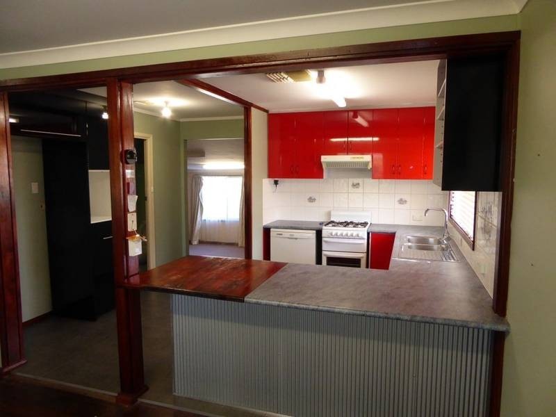 125 Sylvester  St, Coolgardie WA 6429