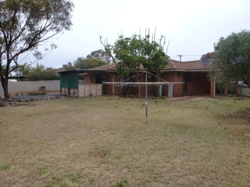 9 Bennetts Place, Hannans WA 6430