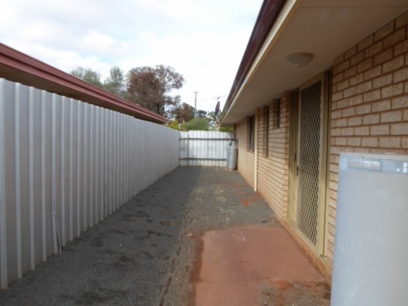 37b Burkett Drive, Hannans WA 6430