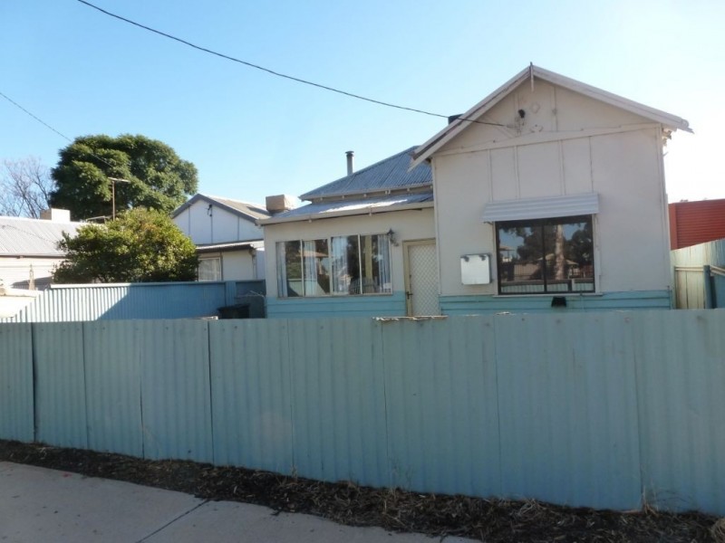 67 Wittenoom Street, Boulder WA 6432