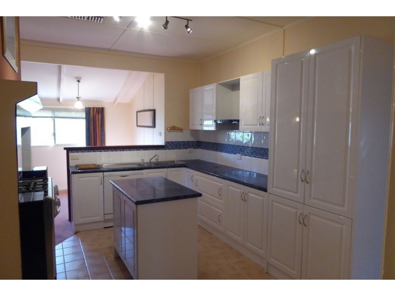 122 Moran Street, Boulder WA 6432