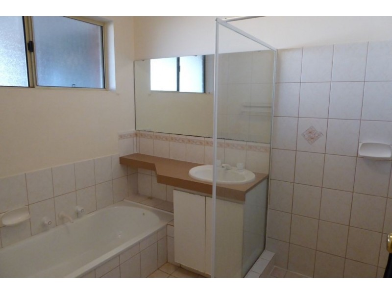 2/13E Hare Street, Mullingar WA 6430