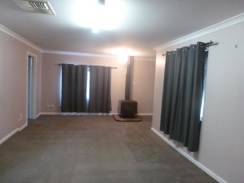 8 Frank Street, Kalgoorlie WA 6430