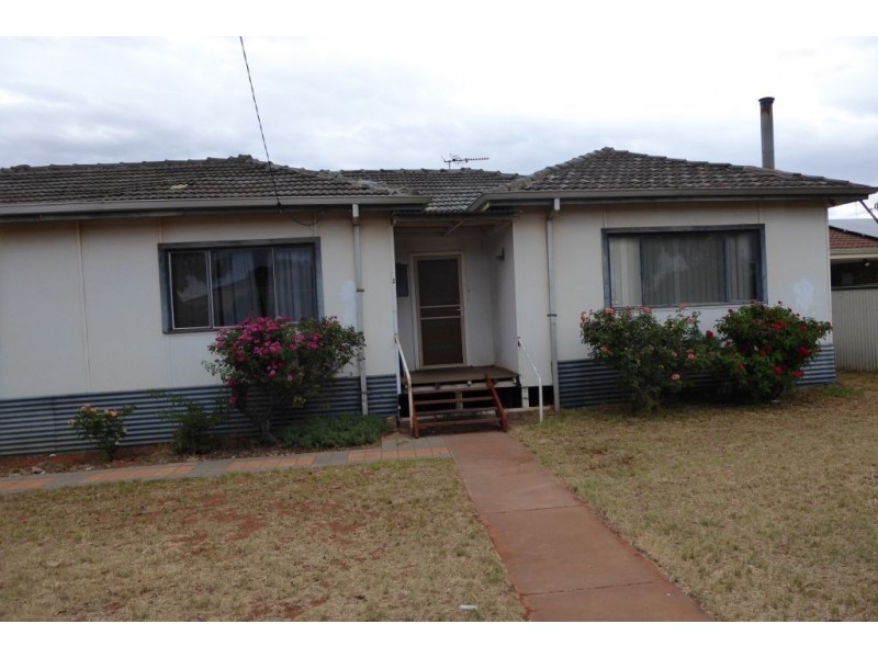 2 Kenneally Place, Kalgoorlie WA 6430