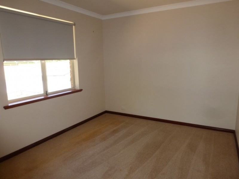 8A Paddington Drive, Hannans WA 6430